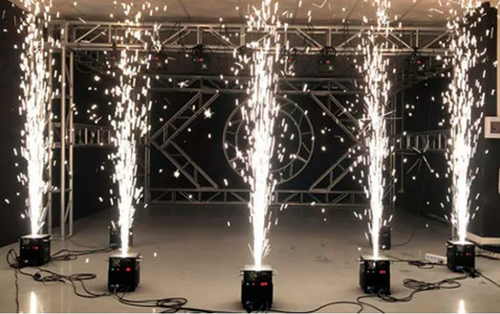 DMX Elektryczny Titanium Powder Cold Sparklers Stage Fontanna Fajerwerk Pyrotechniczna Maszyna do tańca iskry