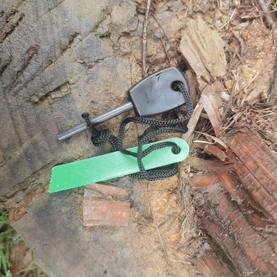 Przenośny Mini Emergency Premium Survival Magnesium Fire Starter Z Scraperem